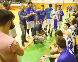 KOŠARKA CERKNICA VS STRAŽIŠČE 08 FOTO LJUBO VUKELIČ